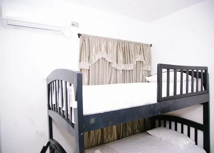 Bonito Apartamento En Las Tres Cruces De Mompos.